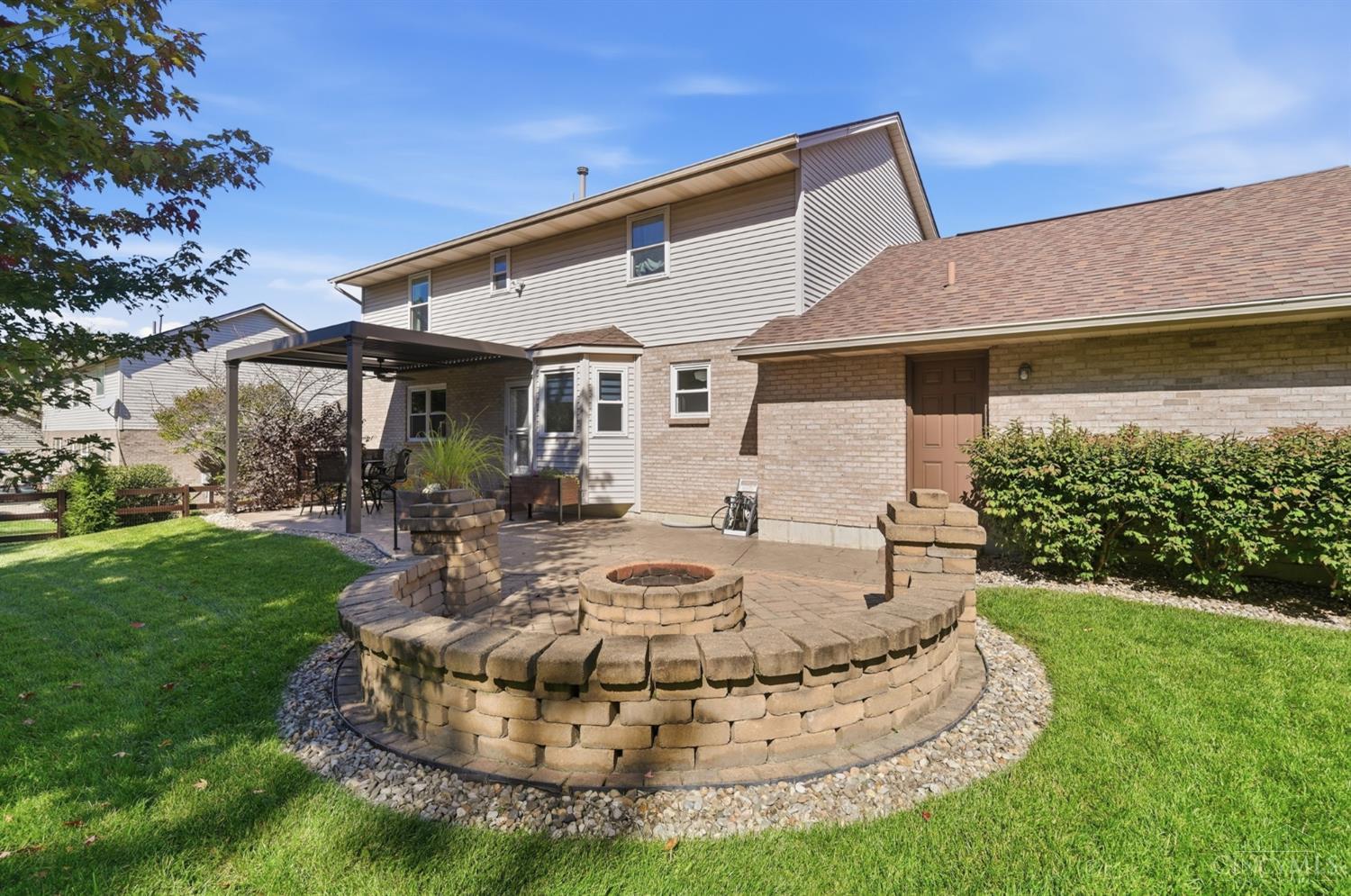 Photo 3 of Single family home for sale at 6553 Jennifer Ct, Liberty Twp, OH 45044 | MLS# 1896675 | Listing updated on 2026-10-08