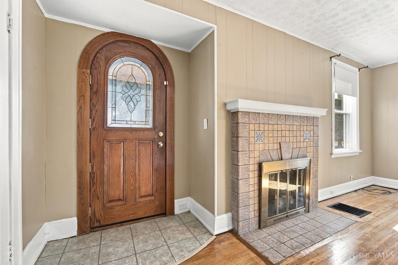 Photo 3 of Single family home for sale at 1910 Andina Ave, Cincinnati, OH 45237 | MLS# 1896727 | Listing updated on 2026-10-09