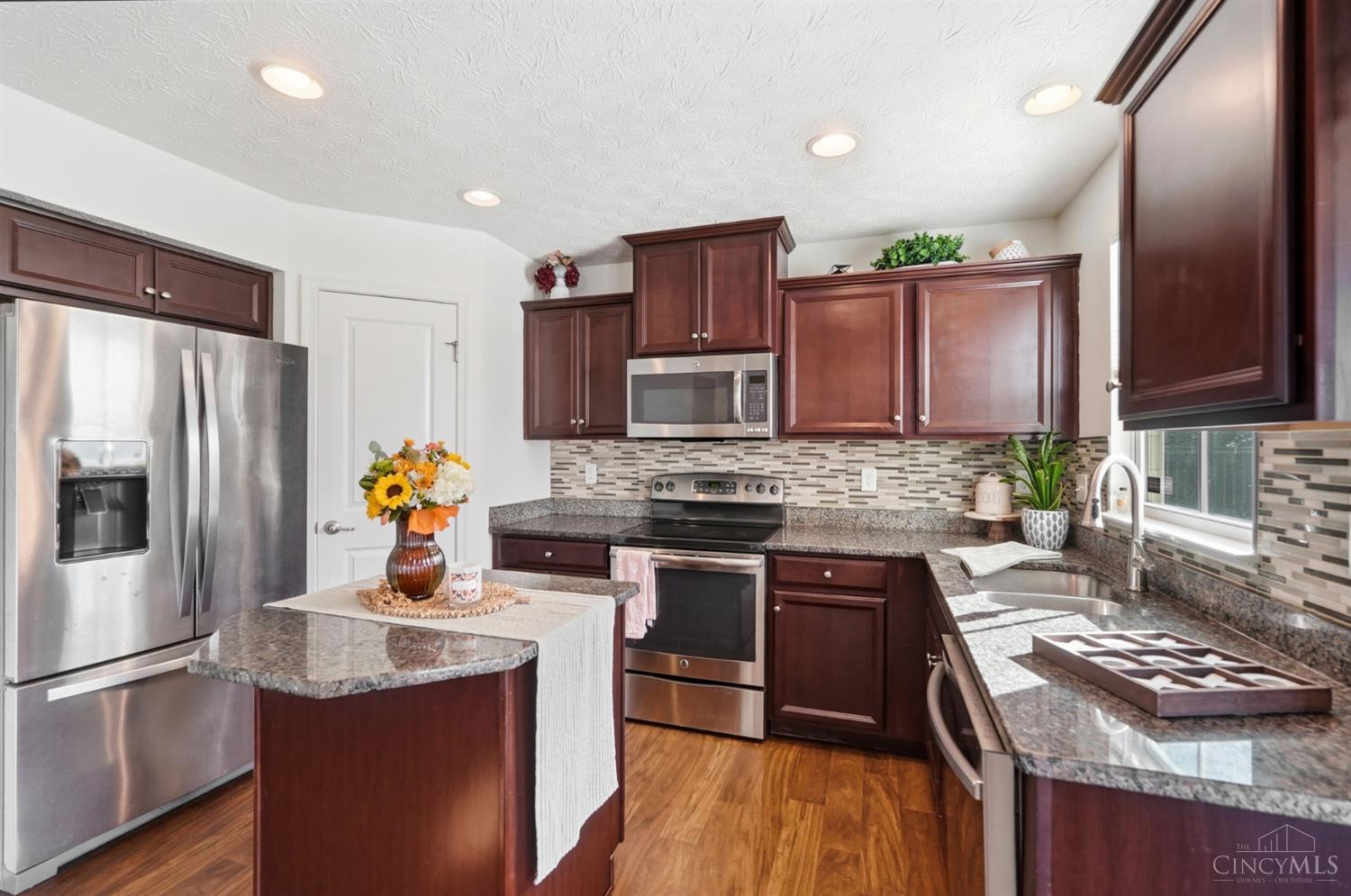 Photo 3 of Single family home for sale at 741 Mary Ln Ext, South Lebanon, OH 45065 | MLS# 1896324 | Listing updated on 2026-10-09