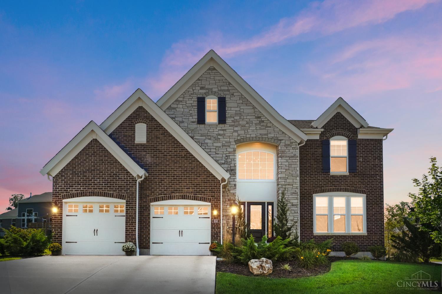 850 Sand Trap Place