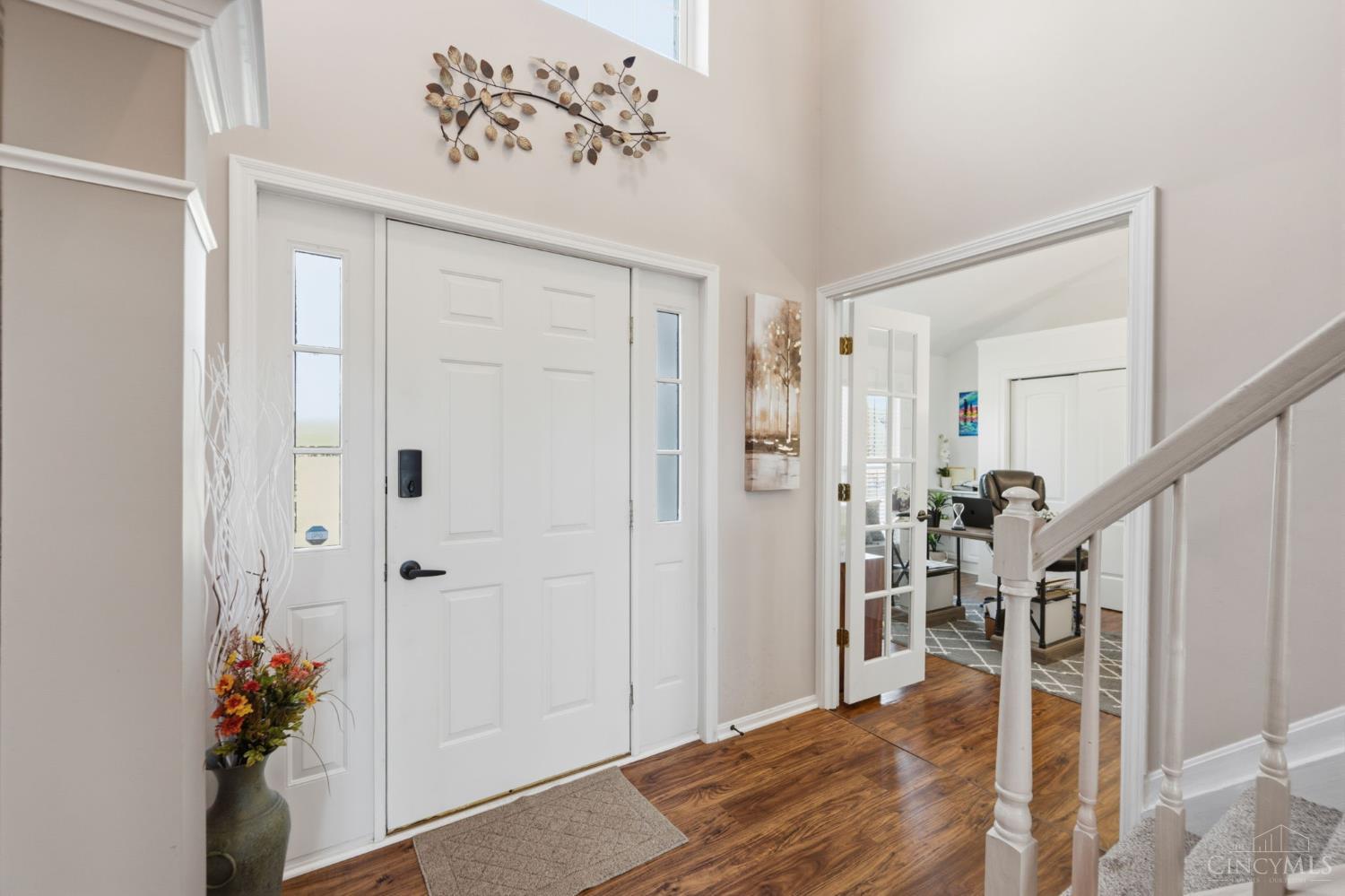 Photo 3 of Single family home for sale at 6010 Golf Clb Ln, Fairfield Township, OH 45011 | MLS# 1895459 | Listing updated on 2026-10-09