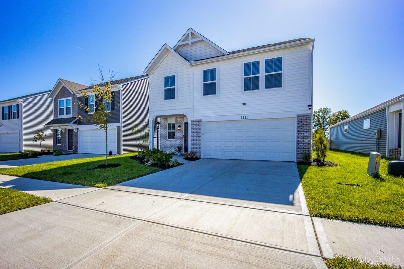 Photo 3 of Single family home for sale at 3325 Sunbeam Pl, Batavia, OH 45103 | MLS# 1896803 | Listing updated on 2026-10-09