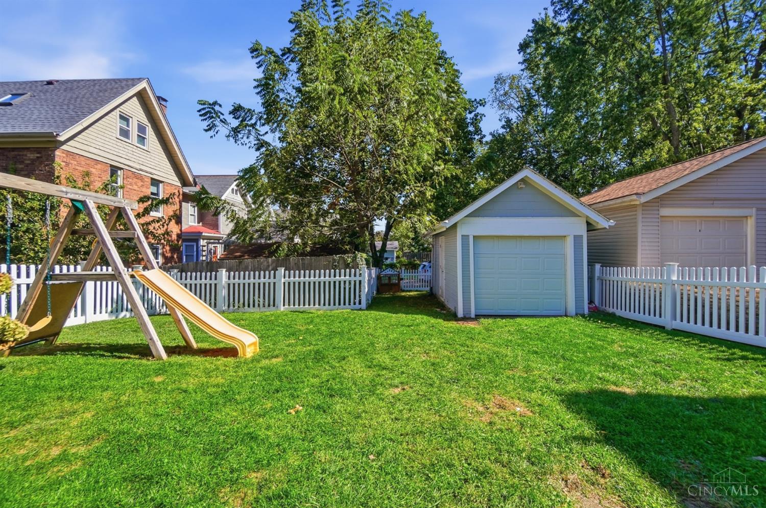 Photo 3 of Single family home for sale at 3640 Columbus Ave, Cincinnati, OH 45208 | MLS# 1896639 | Listing updated on 2026-10-09