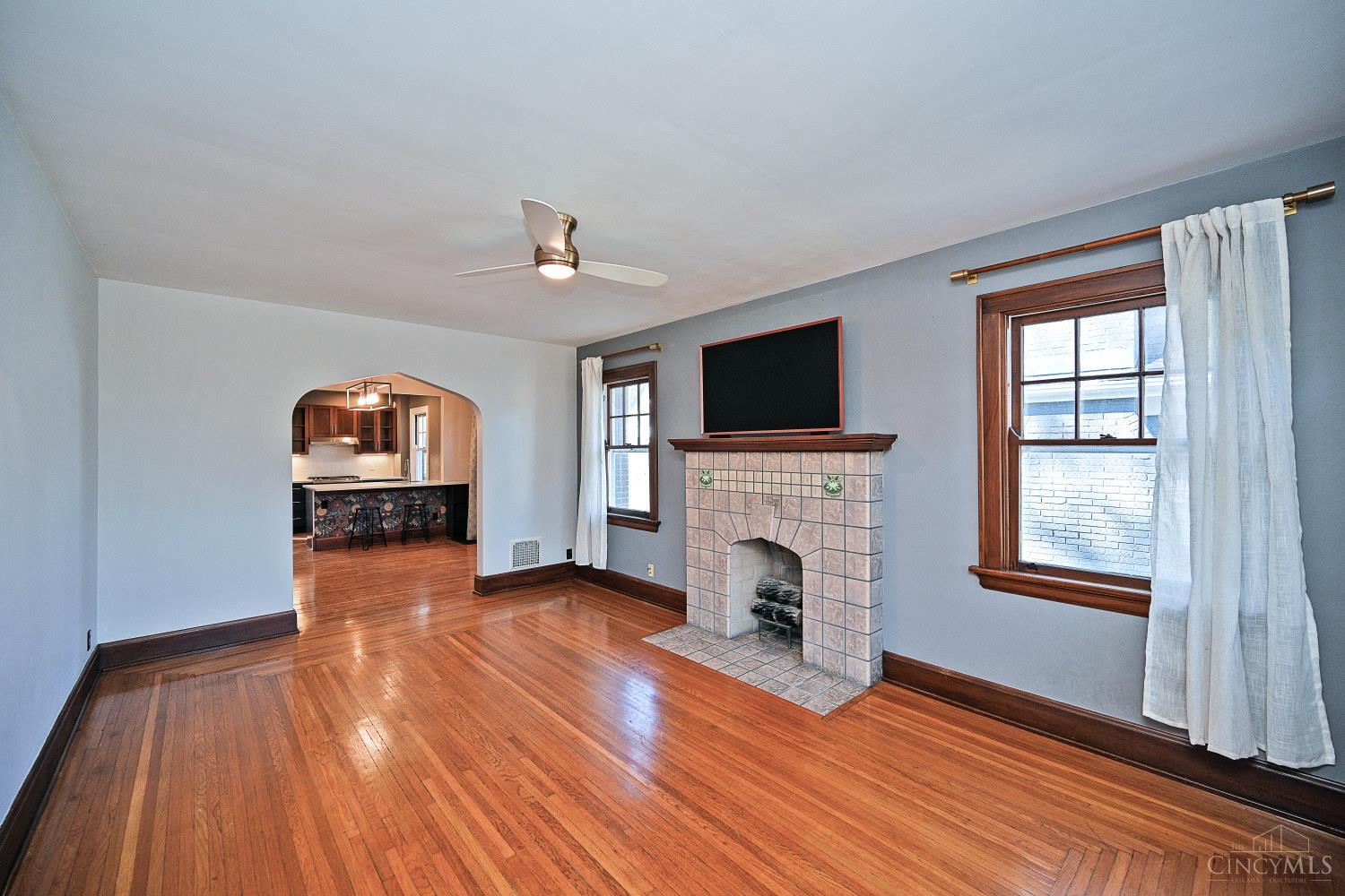 Photo 4 of Single family home for sale at 3335 Claramont Ave, Cincinnati, OH 45209 | MLS# 1896743 | Listing updated on 2026-10-08