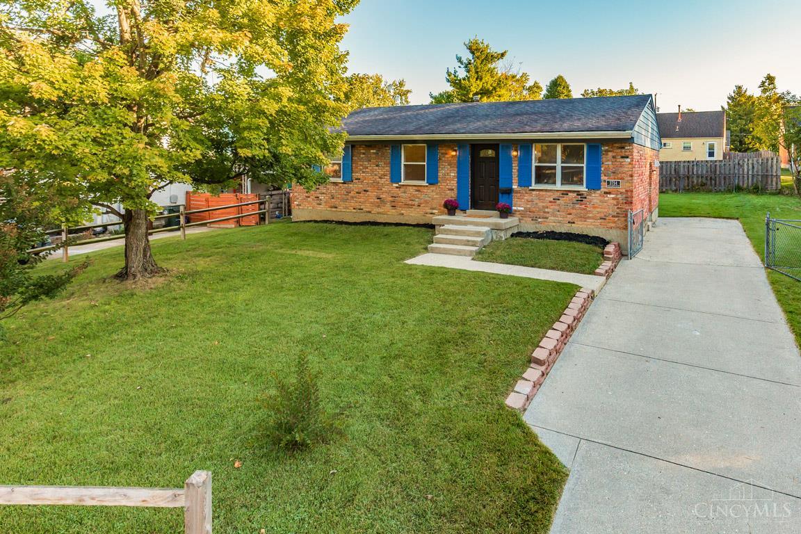 Photo 1 of Single family home for sale at 3754 Chickadee Ct, Fairfax, OH 45227 | MLS# 1896658 | Listing updated on 2026-10-08
