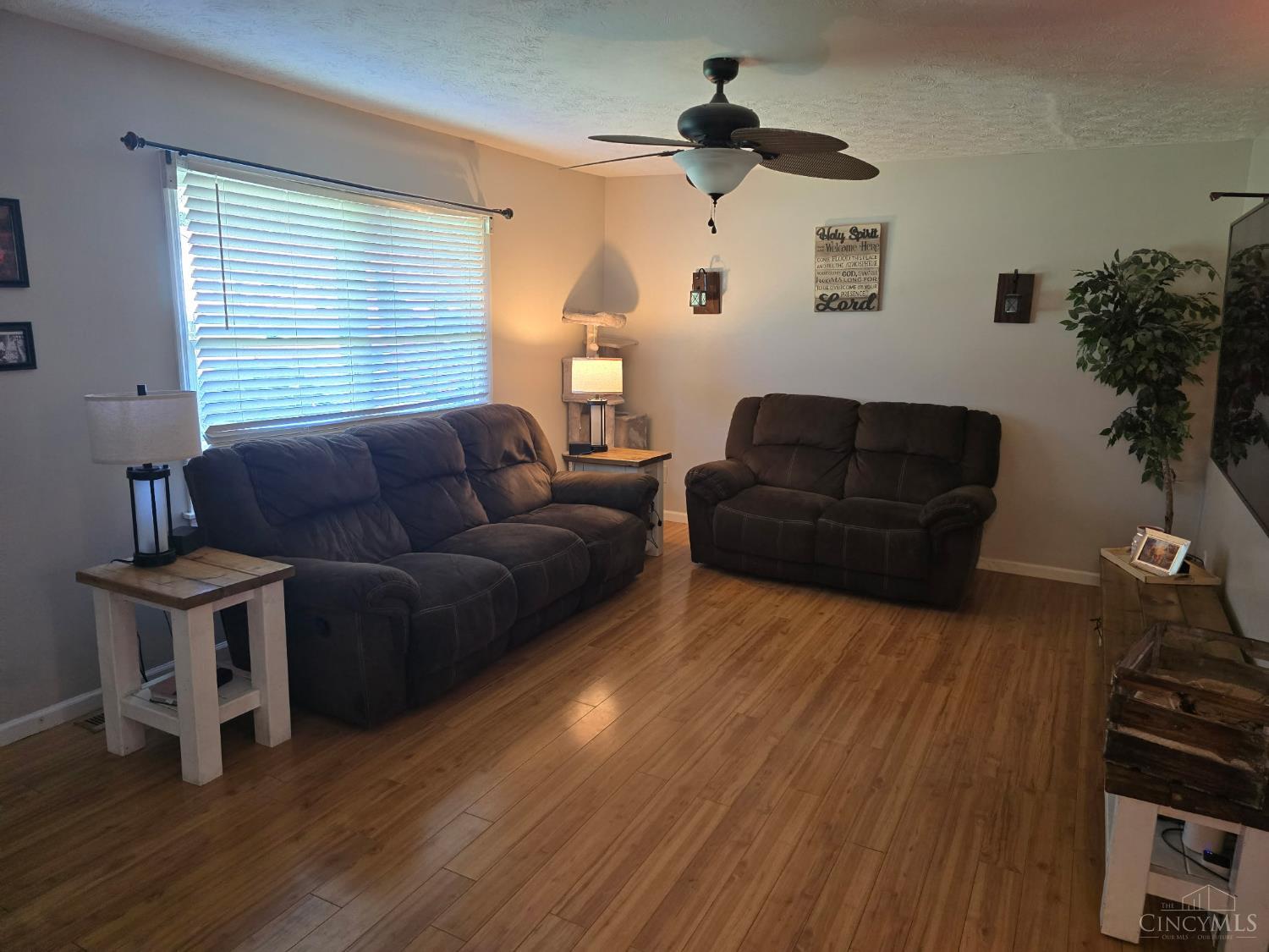 Photo 3 of Single family home for sale at 303 Adare Ct, Lynchburg, OH 45142 | MLS# 1895380 | Listing updated on 2026-10-10