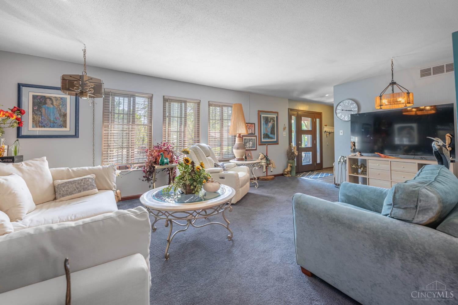 Photo 3 of Single family home for sale at 4825 Ronald Dr, Middletown, OH 45042 | MLS# 1896549 | Listing updated on 2026-10-10