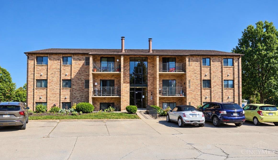 547 Davis Road