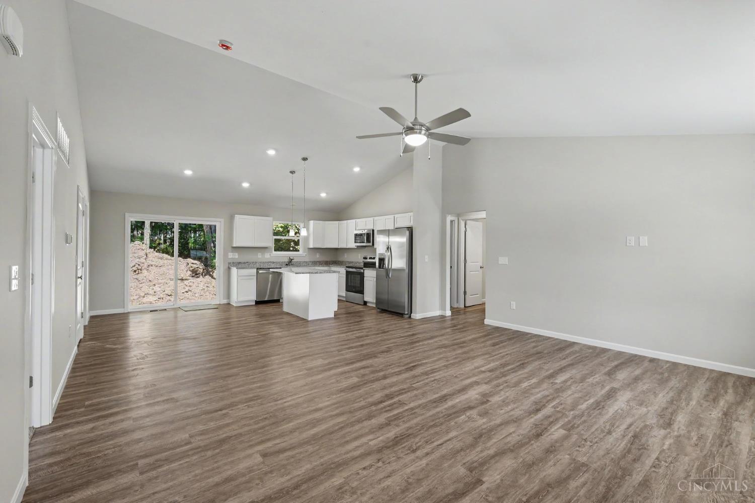 Photo 4 of Single family home for sale at 490 Shannon Ln, Cincinnati, OH 45255 | MLS# 1896714 | Listing updated on 2026-10-08