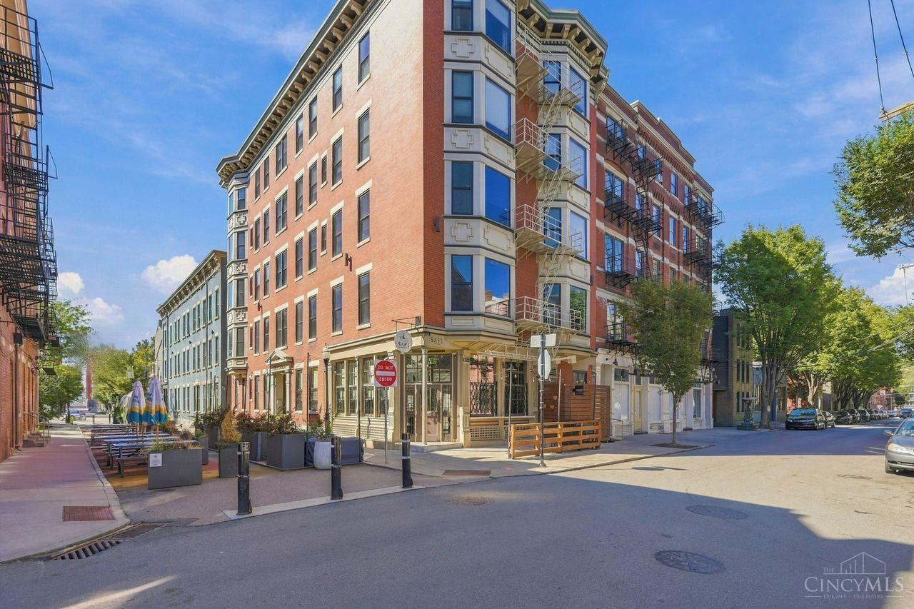 Photo 2 of Condo for sale at 14 W 14th Street #201, Cincinnati, OH 45202 | MLS# 1896722 | Listing updated on 2026-10-08