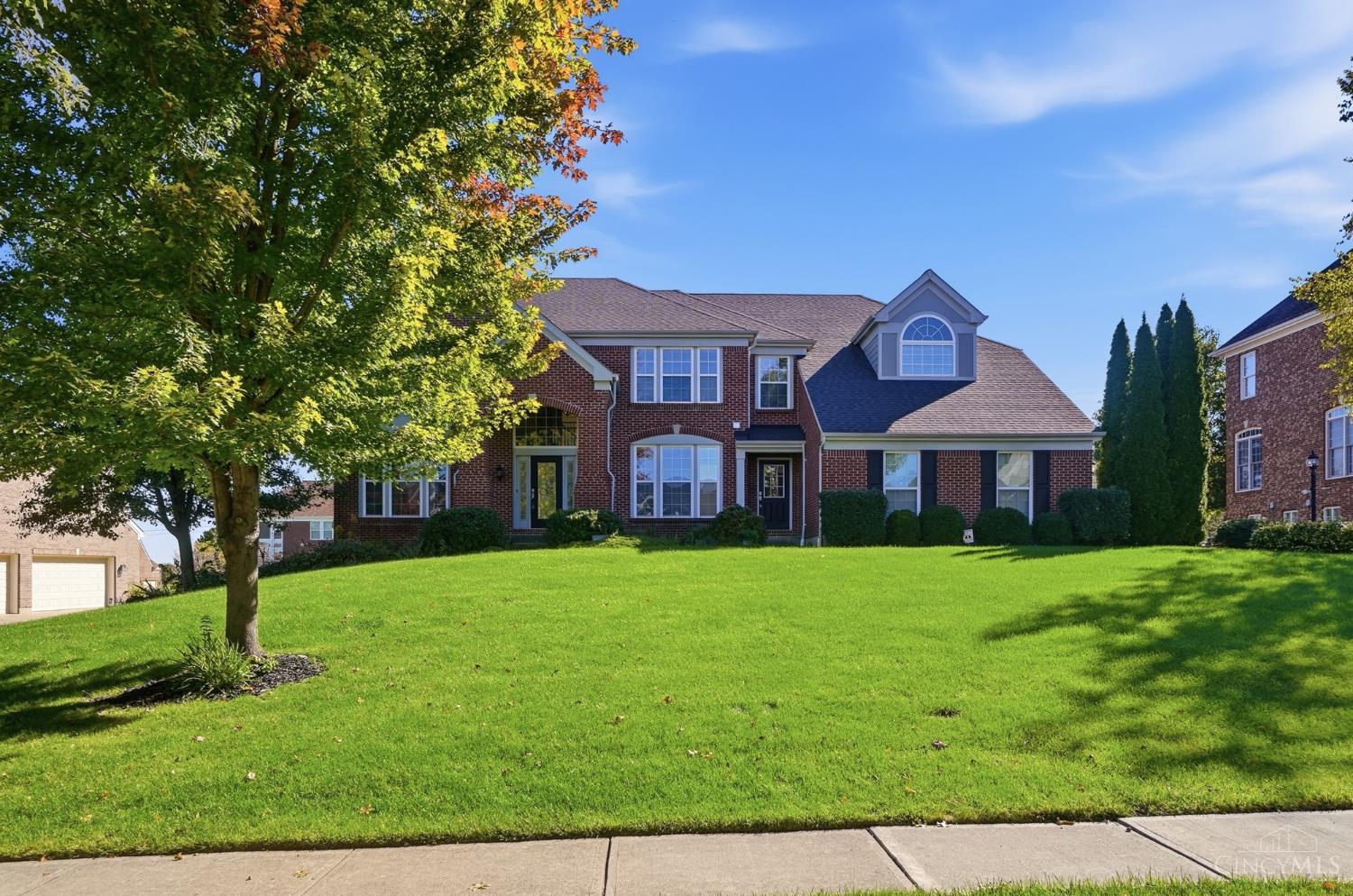 Photo 2 of Single family home for sale at 4506 Brookshire Ct, Mason, OH 45040 | MLS# 1896694 | Listing updated on 2026-10-08