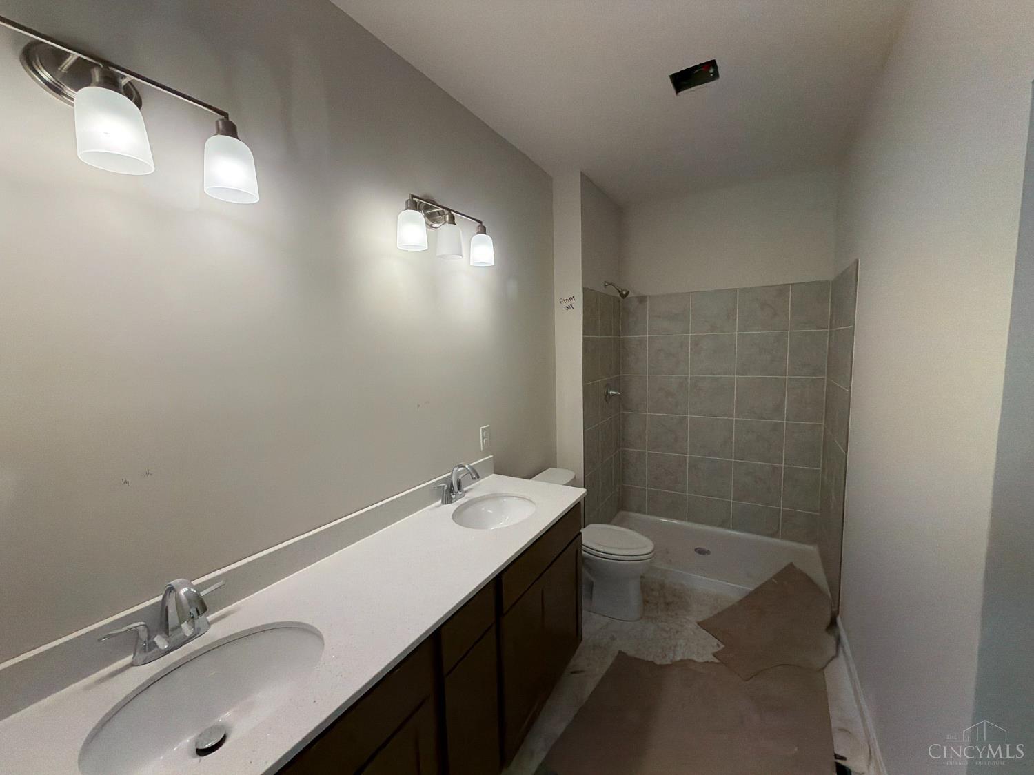 Photo 4 of Single family home for sale at 531 Trison Dr, Cincinnati, OH 45233 | MLS# 1880243 | Listing updated on 2026-10-08