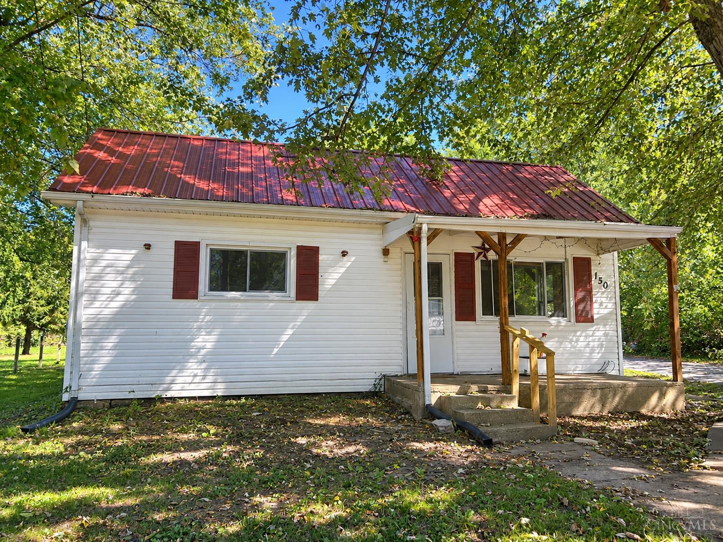 Photo 1 of Single family home for sale at 150 N Fairfield St, Leesburg, OH 45135 | MLS# 1893101 | Listing updated on 2026-10-08