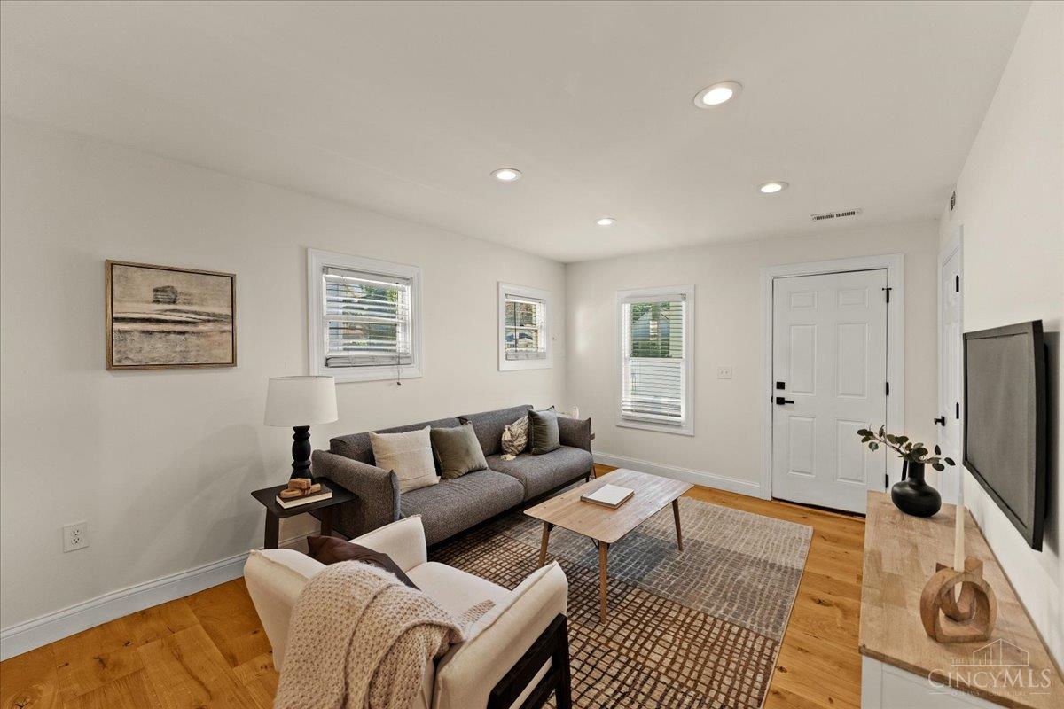 Photo 3 of Single family home for sale at 6002 Eleanor St, Cincinnati, OH 45227 | MLS# 1896889 | Listing updated on 2026-10-10