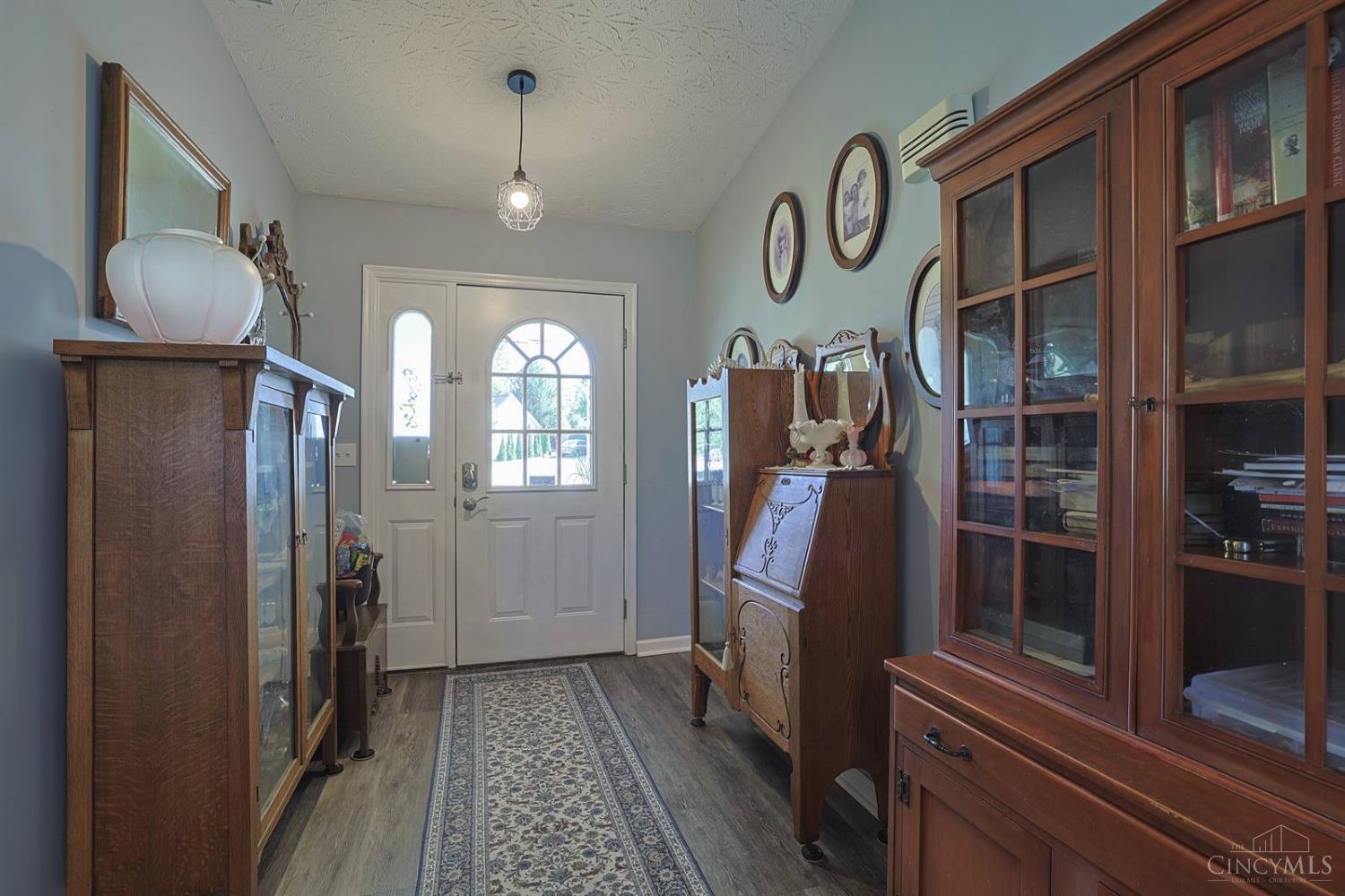 Photo 2 of Single family home for sale at 2008 Granny Smith Ln, Middletown, OH 45044 | MLS# 1896829 | Listing updated on 2026-10-09