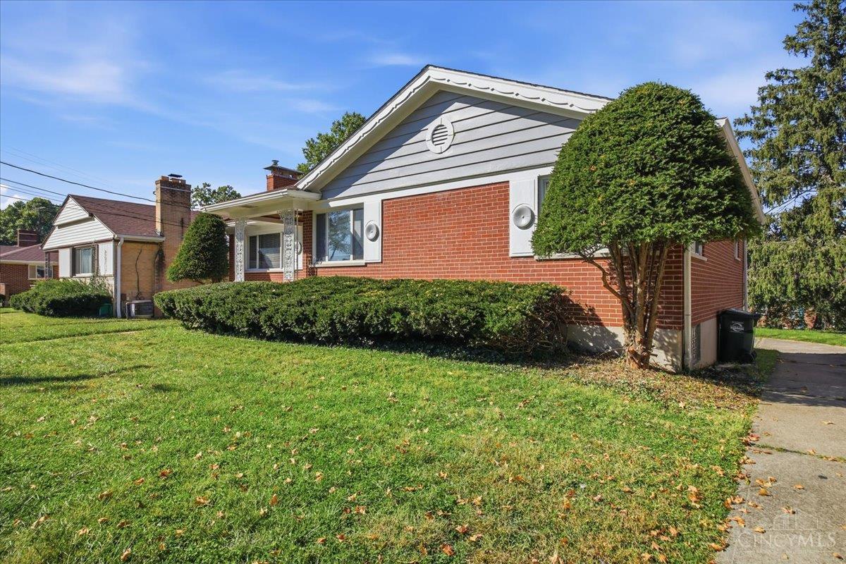 Photo 2 of Single family home for sale at 6717 Stoll Ln, Cincinnati, OH 45236 | MLS# 1896887 | Listing updated on 2026-10-09