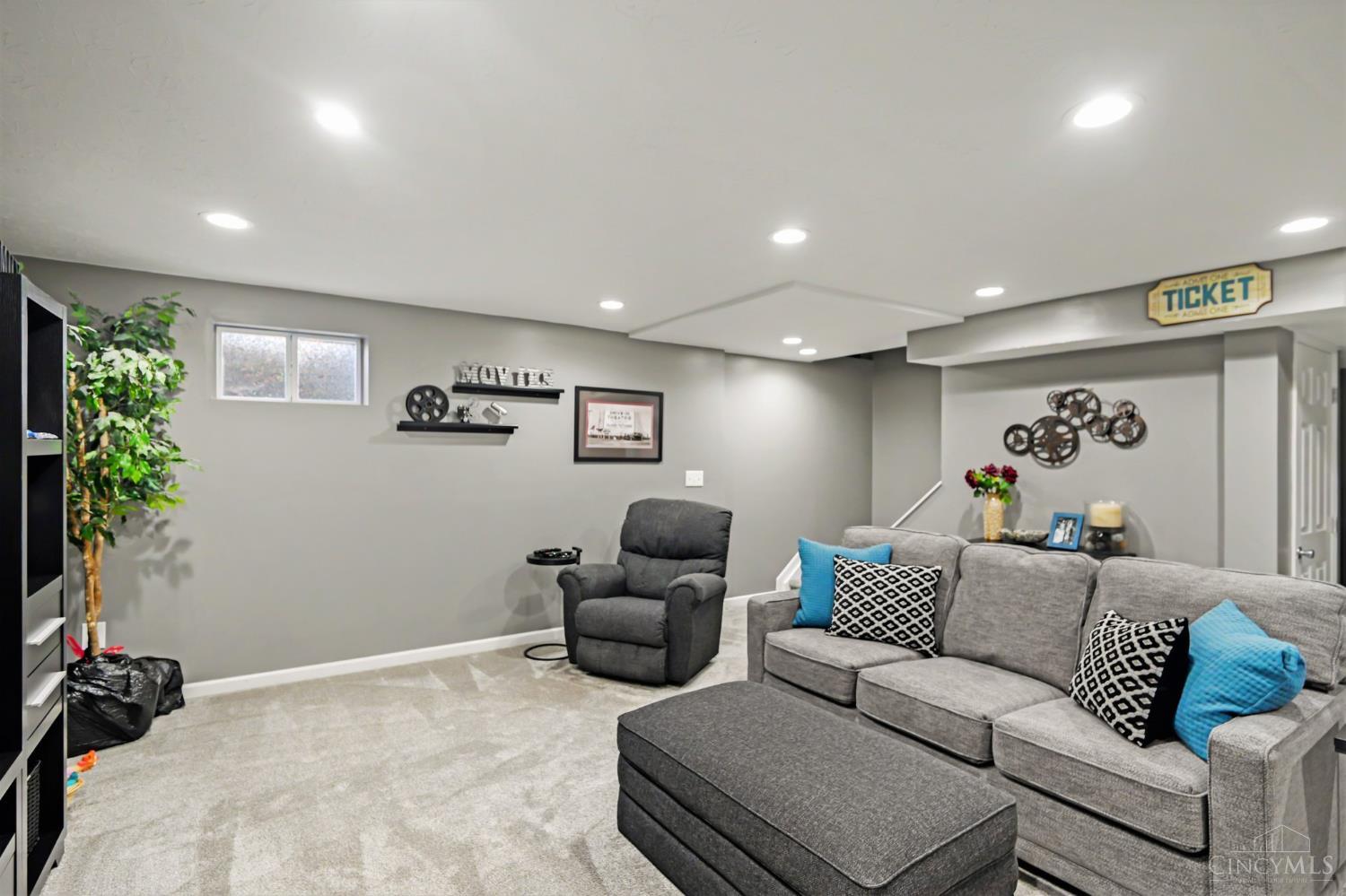 5684 Wyntree Court