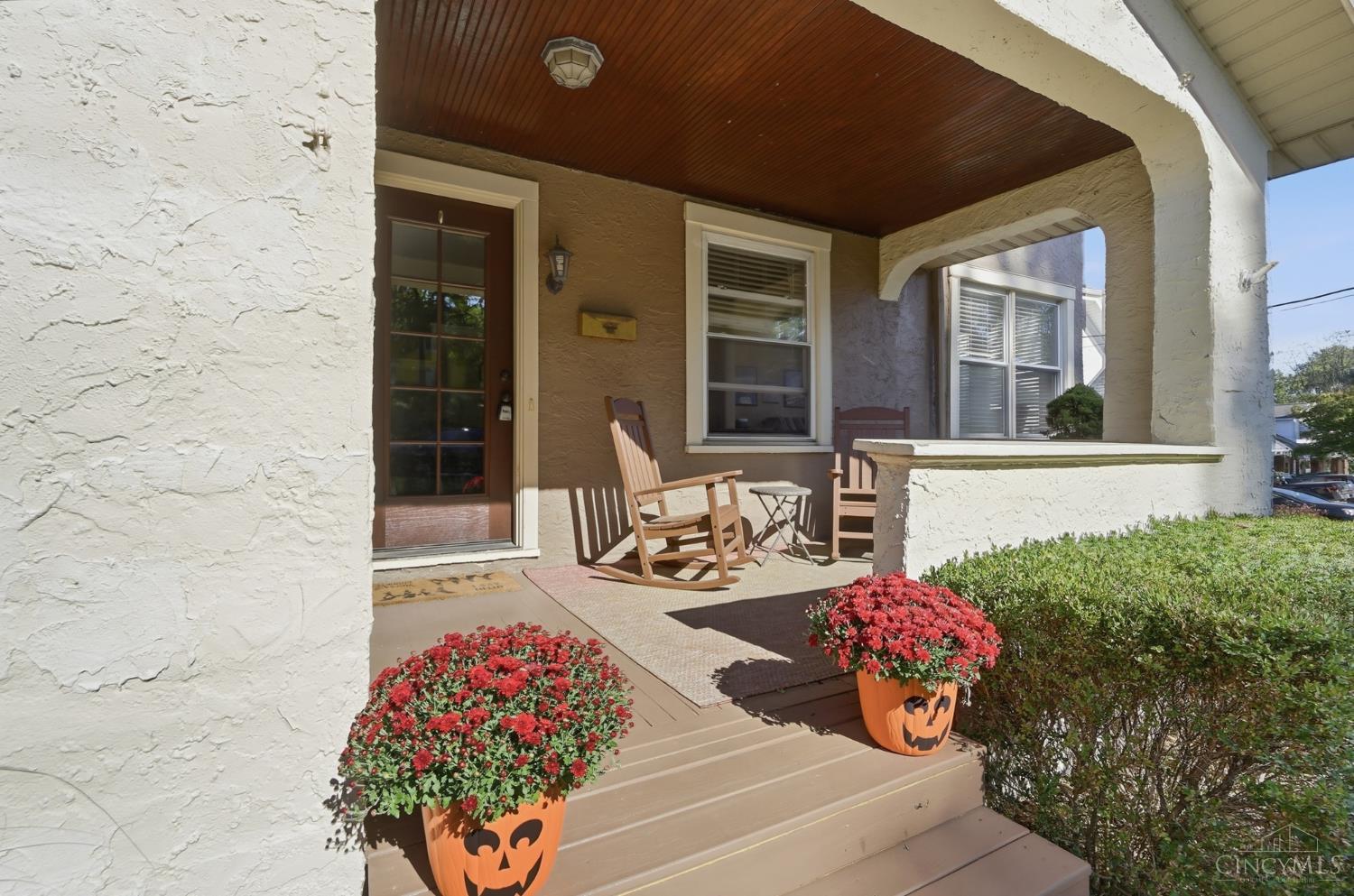 Photo 4 of Single family home for sale at 2544 Sheridan Dr, Cincinnati, OH 45212 | MLS# 1896862 | Listing updated on 2026-10-09
