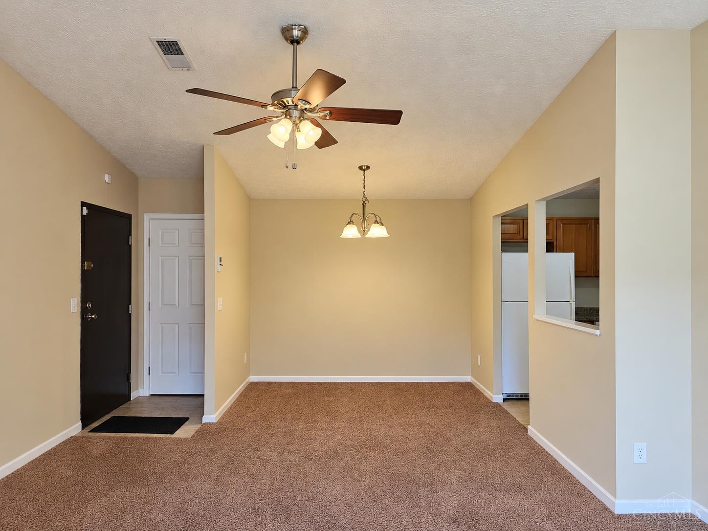 Photo 3 of Condo for sale at 7226 Creekview Dr #12, Cincinnati, OH 45247 | MLS# 1896879 | Listing updated on 2026-10-09