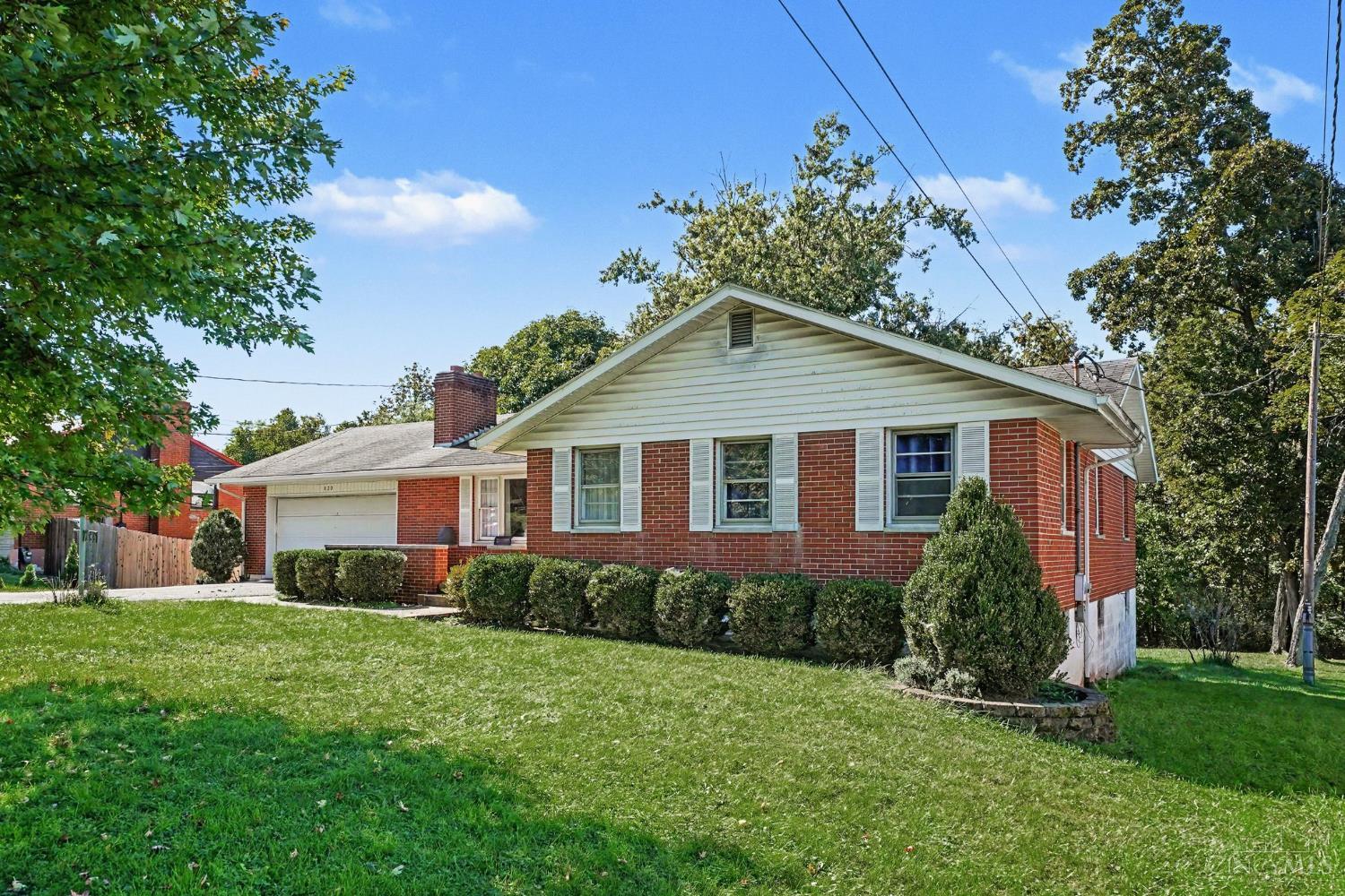 Photo 3 of Single family home for sale at 133 Greystone Dr, Hillsboro, OH 45133 | MLS# 1896907 | Listing updated on 2026-10-09