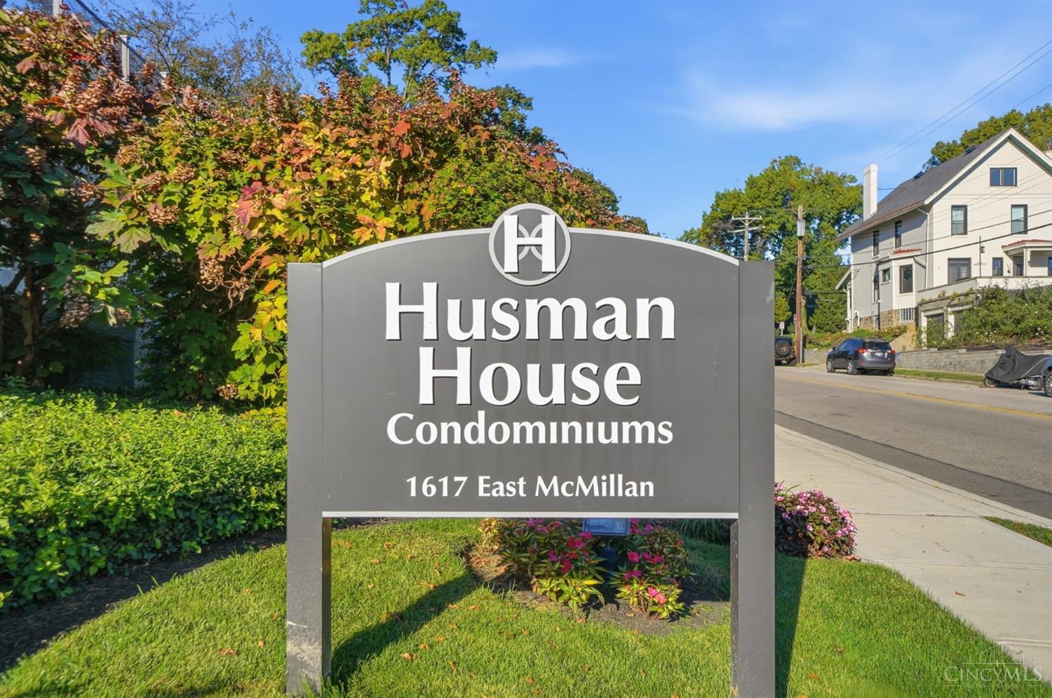 Photo 3 of Condo for sale at 1617 E Mcmillan St #402, Cincinnati, OH 45206 | MLS# 1896873 | Listing updated on 2026-10-09