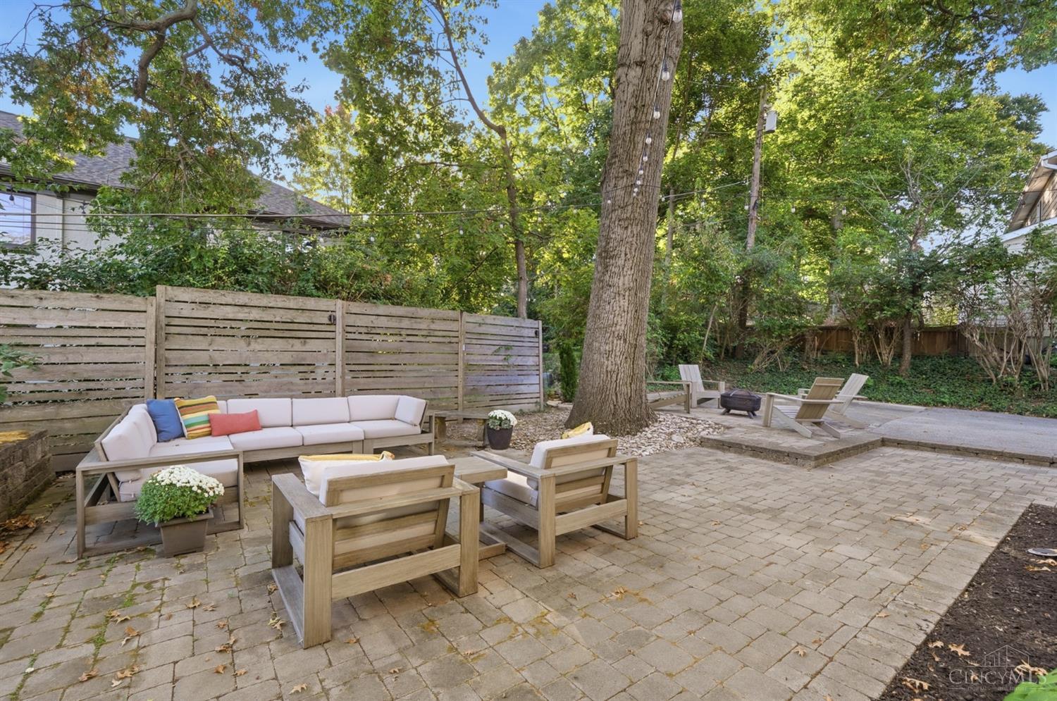 3243 Linwood Avenue
