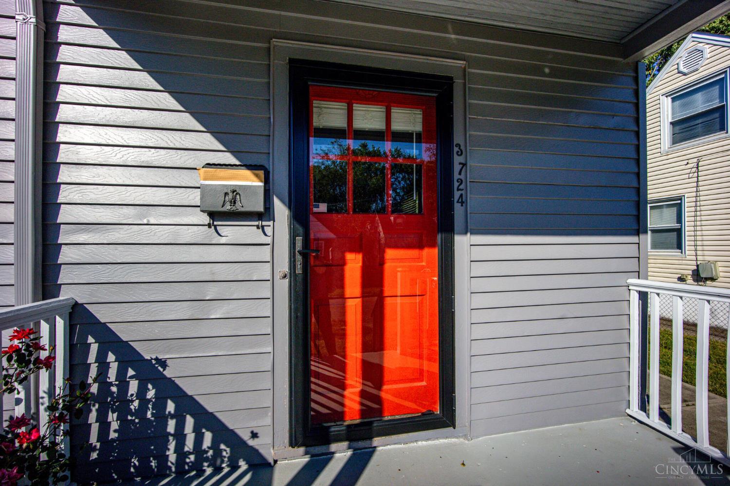 Photo 4 of Single family home for sale at 3724 Kanauga Ct, Cincinnati, OH 45227 | MLS# 1896946 | Listing updated on 2026-10-09
