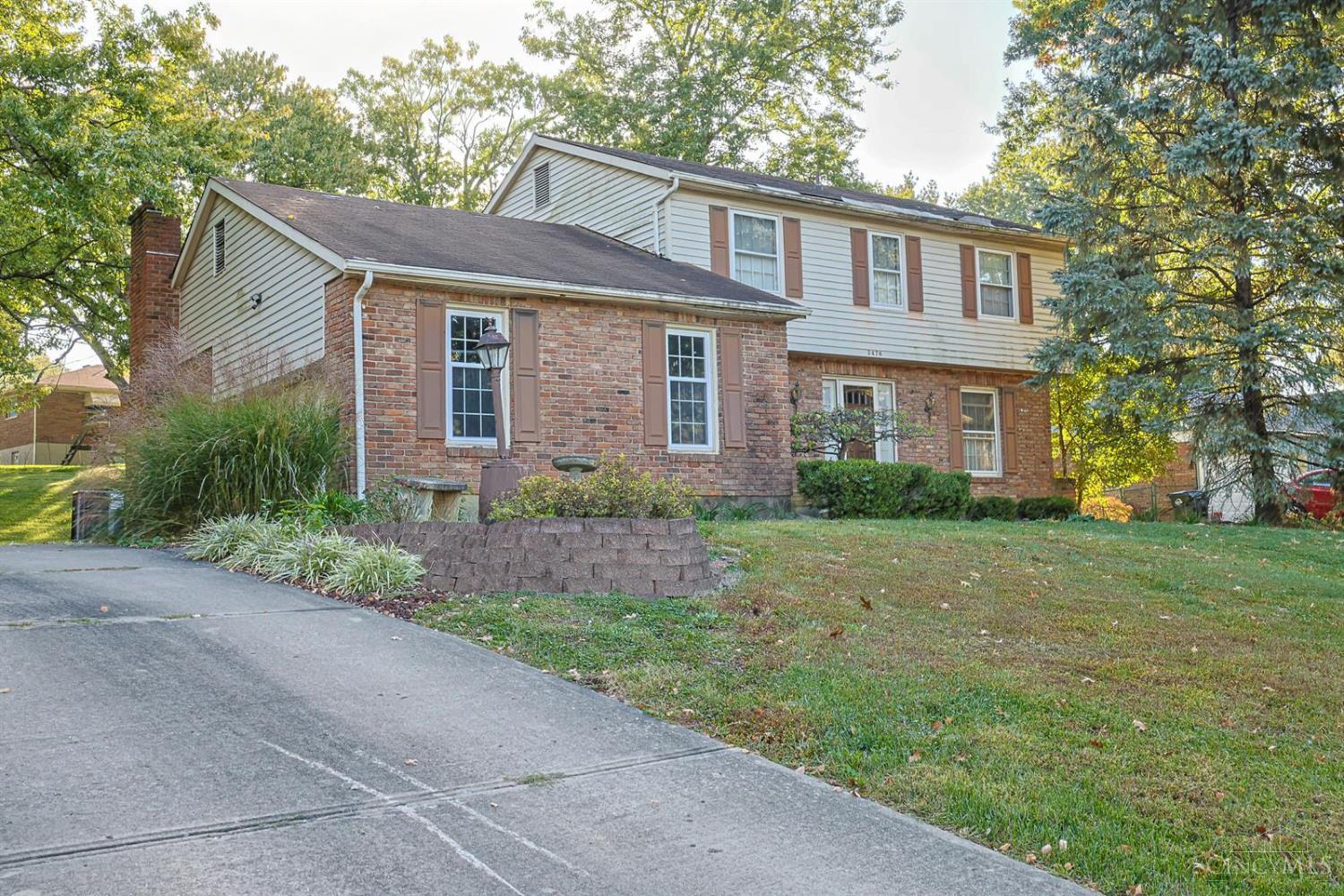 Photo 2 of Single family home for sale at 3476 Westport Ct, Cincinnati, OH 45248 | MLS# 1896905 | Listing updated on 2026-10-09