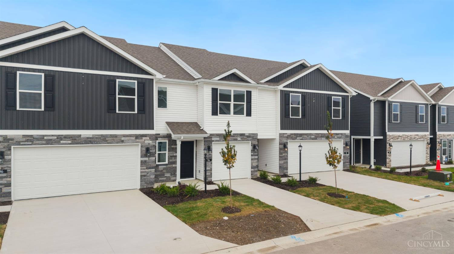 Photo 3 of Townhouse for sale at 94 Cypress Hl Dr, Defiance, OH 43512 | MLS# 1896890 | Listing updated on 2026-10-09