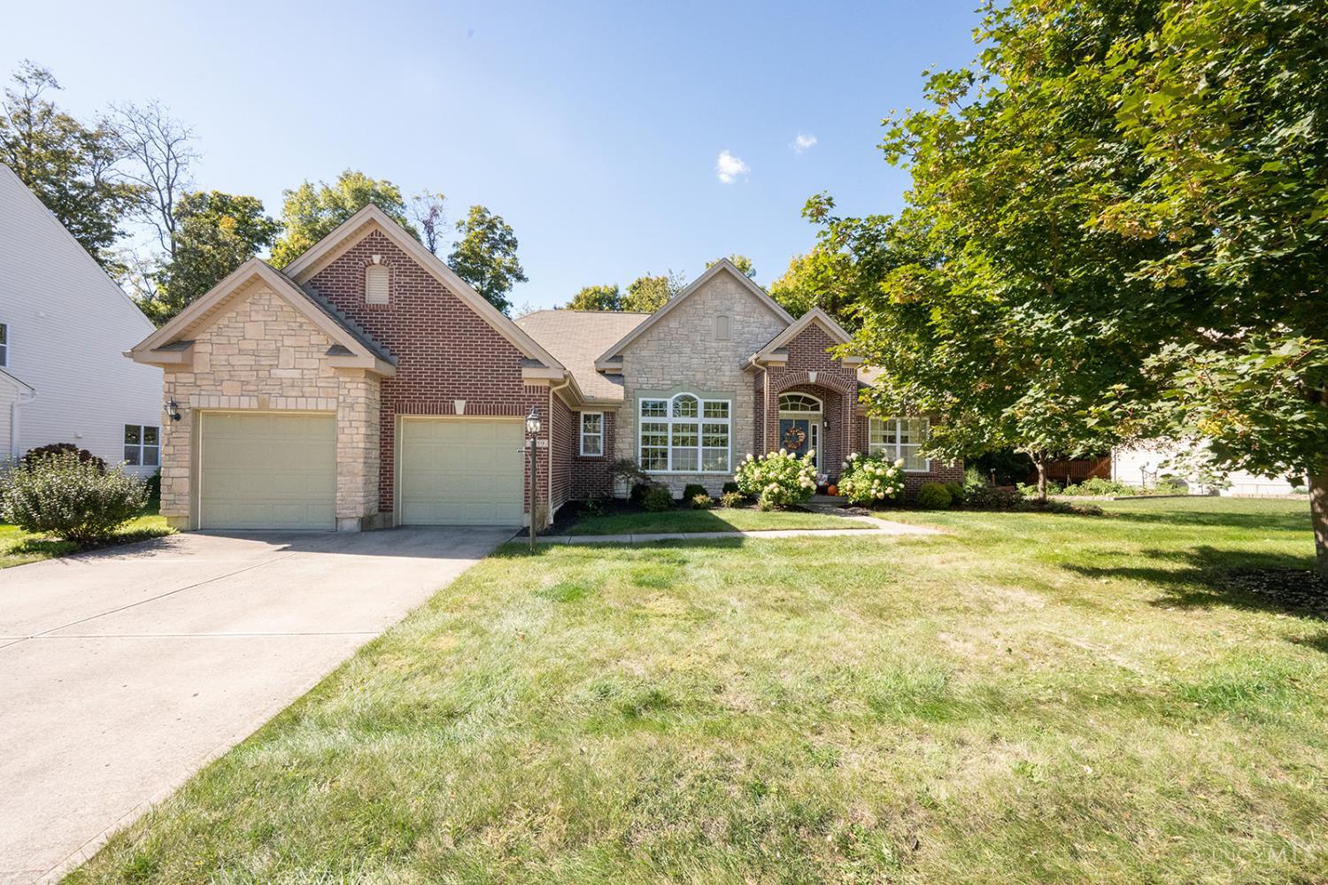 Photo 3 of Single family home for sale at 1759 Goldenrod Ct, Lebanon, OH 45036 | MLS# 1896830 | Listing updated on 2026-10-09