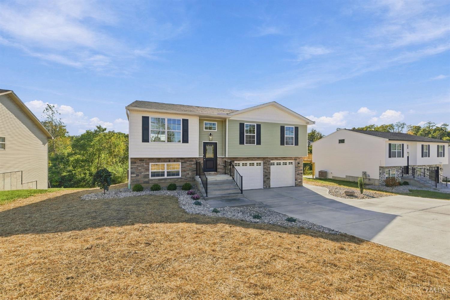 Photo 2 of Single family home for sale at 1099 Compton Rd, Cincinnati, OH 45231 | MLS# 1896817 | Listing updated on 2026-10-09