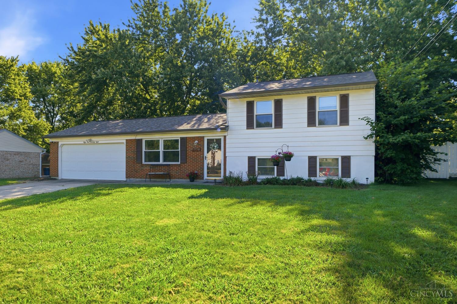 Photo 1 of Single family home for sale at 5978 Ricky Dr, Fairfield, OH 45014 | MLS# 1890975 | Listing updated on 2026-10-09