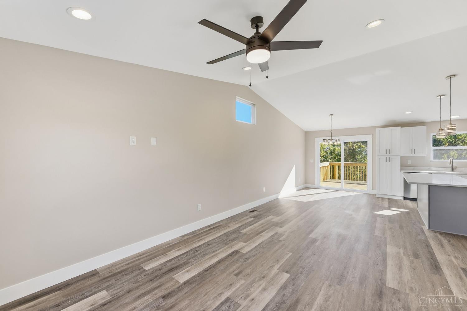 Photo 4 of Single family home for sale at 1099 Compton Rd, Cincinnati, OH 45231 | MLS# 1896817 | Listing updated on 2026-10-09