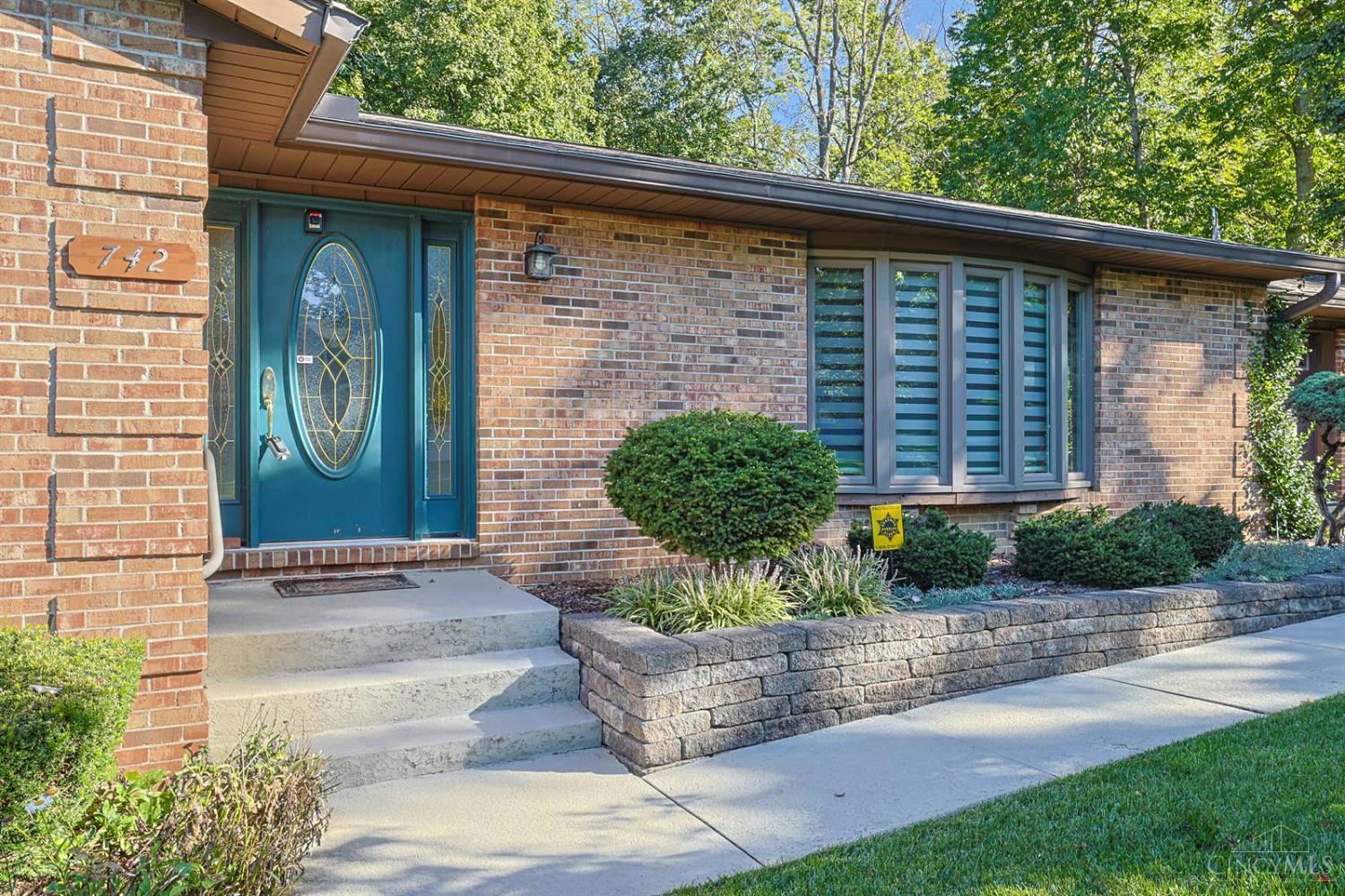 Photo 3 of Single family home for sale at 742 Story Dr, Fairfield, OH 45014 | MLS# 1896883 | Listing updated on 2026-10-09