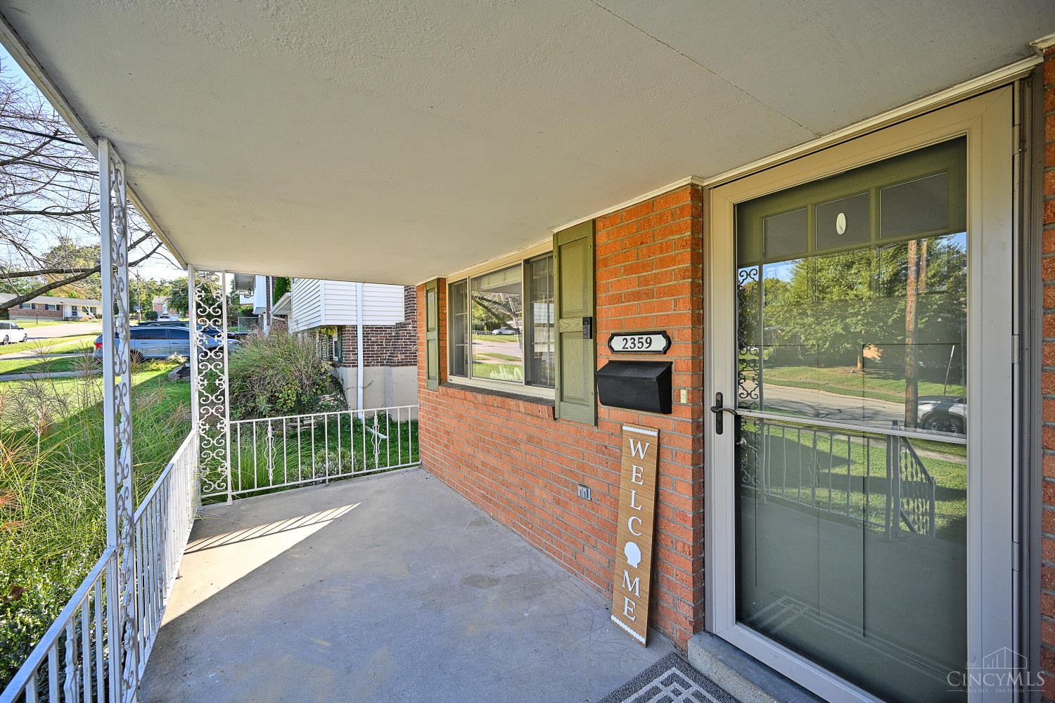 Photo 3 of Single family home for sale at 2359 Fairgreen Dr, Green Twp, OH 45238 | MLS# 1895951 | Listing updated on 2026-10-10