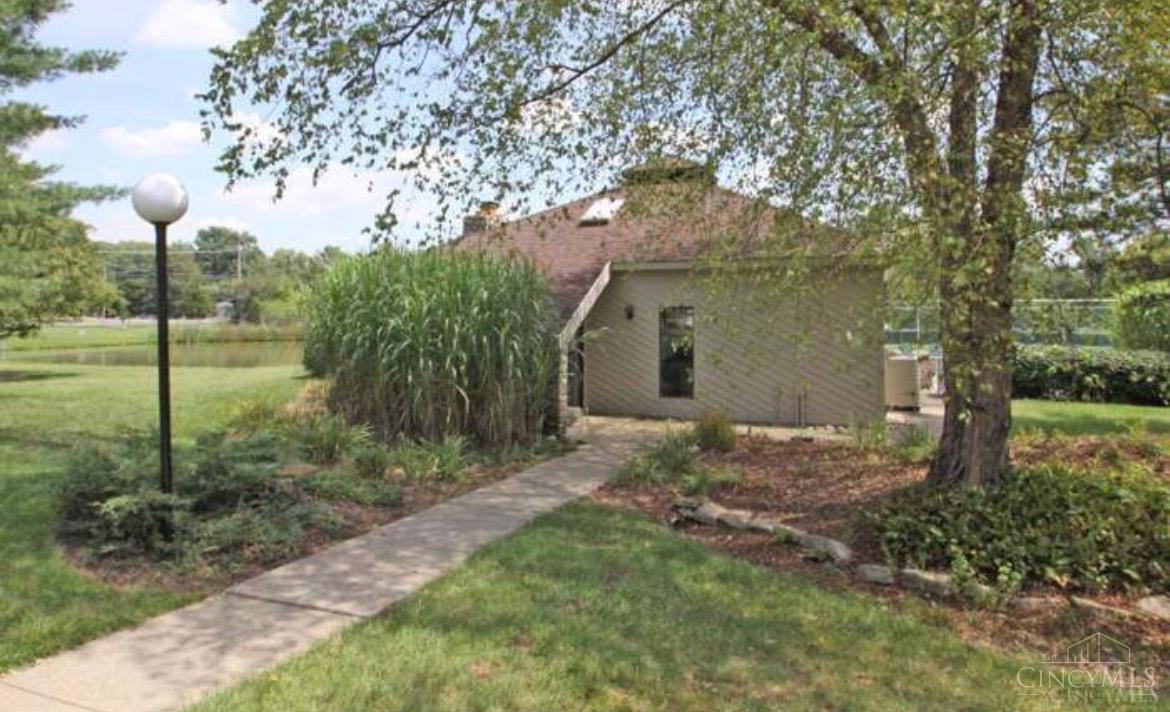 Photo 4 of Condo for sale at 535 Davis Rd #4, Cincinnati, OH 45255 | MLS# 1896965 | Listing updated on 2026-10-11
