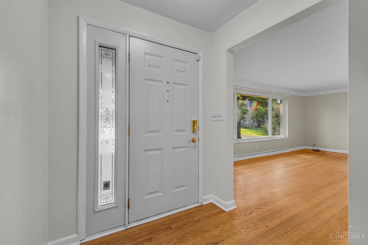 Photo 4 of Single family home for sale at 5900 Donjoy Dr, Blue Ash, OH 45242 | MLS# 1896899 | Listing updated on 2026-10-10
