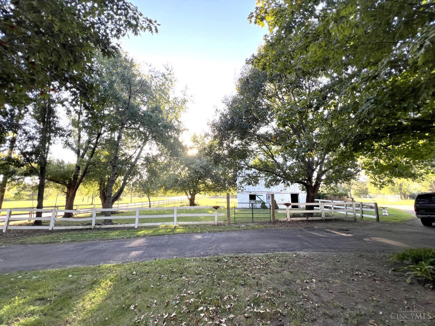 Photo 3 of Single family home for sale at 4238 Morganthaler Rd, Hamilton, OH 45011 | MLS# 1896953 | Listing updated on 2026-10-10