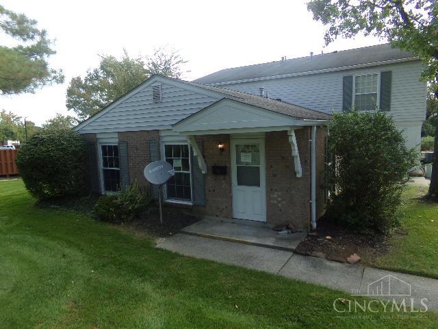 16 Moonbeam Court