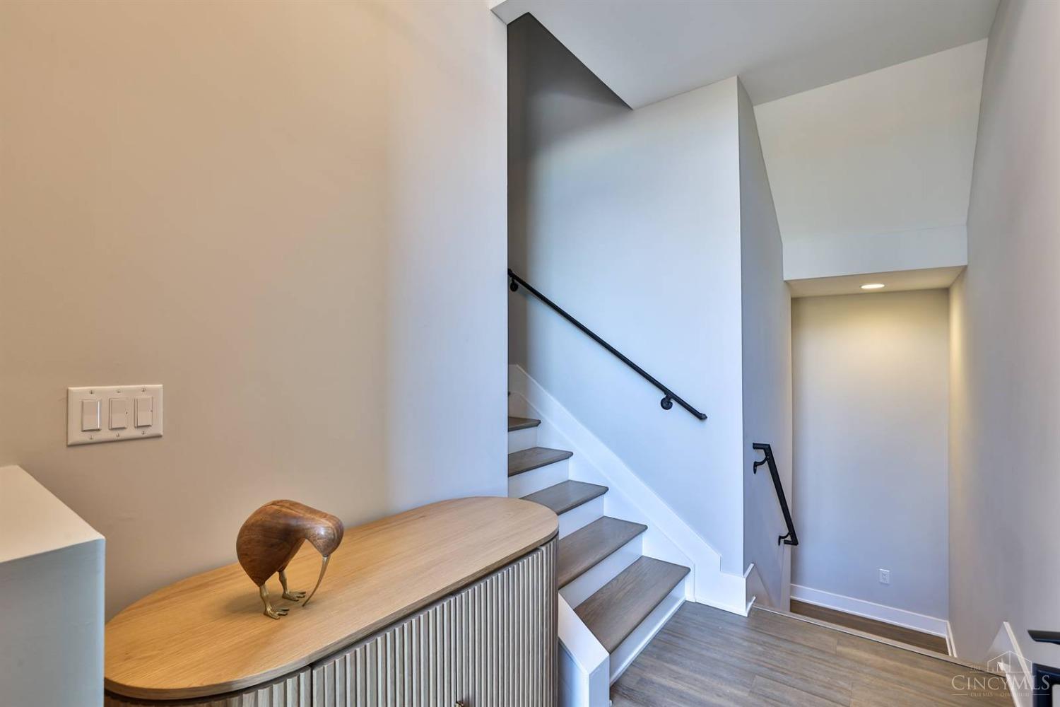 Photo 4 of Single family home for sale at 128 Goethe St, Cincinnati, OH 45202 | MLS# 1897192 | Listing updated on 2026-10-13
