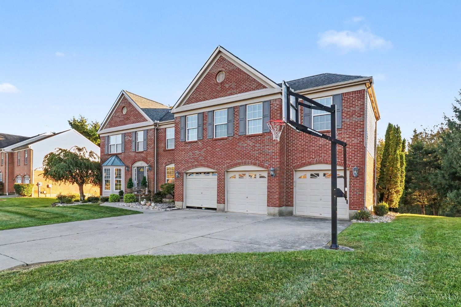 Photo 2 of Single family home for sale at 183 Feist Manor Dr, Cincinnati, OH 45238 | MLS# 1896987 | Listing updated on 2026-10-14