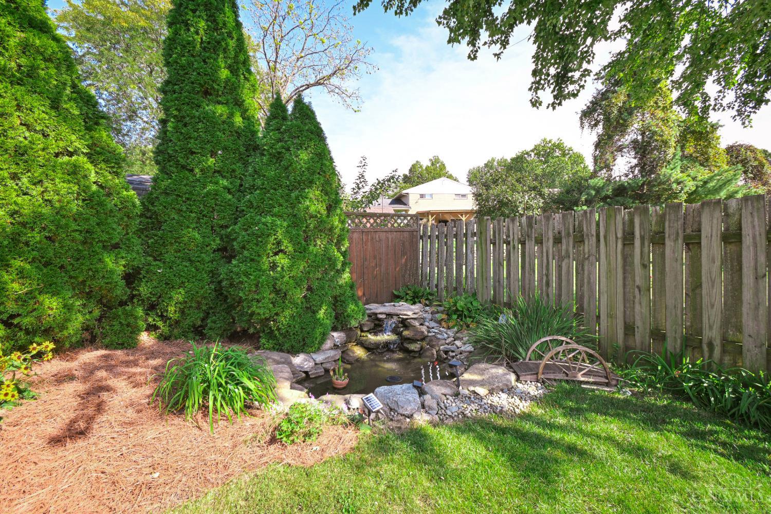 Photo 25 of Single family home for sale at 2082 Rollingridge Ln, Green Twp, OH 45238 | MLS# 1897258 | Listing updated on 2026-10-15