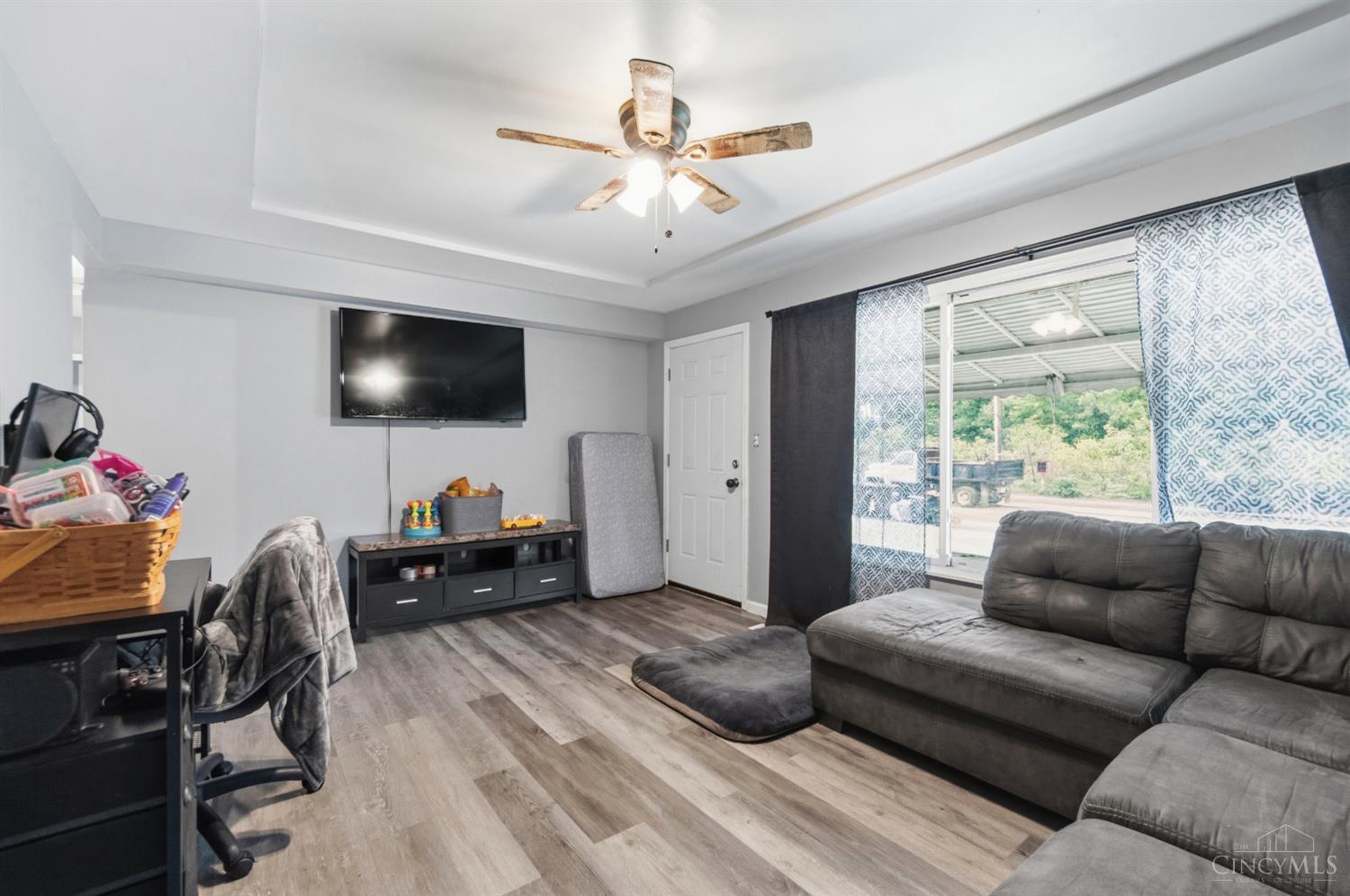 Photo 3 of Single family home for sale at 9527 Amarillo Ct, Colerain Twp, OH 45231 | MLS# 1896633 | Listing updated on 2026-10-15