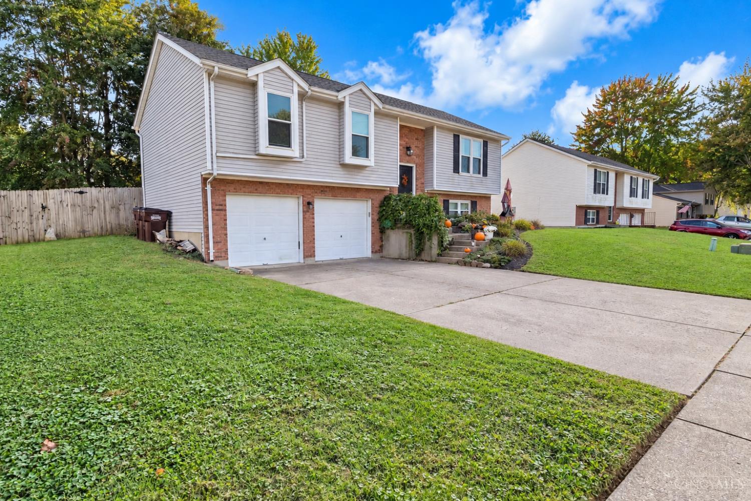 Photo 1 of Sale Pending at 687 Mockingbird Ln, Union Twp, OH 45244 | MLS# 1897512 | Listing updated on 2026-10-18