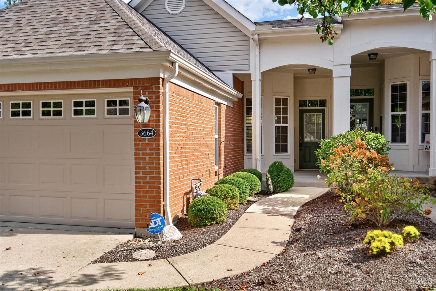 Listing Photo 4 - Condo for sale in building located at 3664 Aston Woods Dr, Cleves, OH 45002