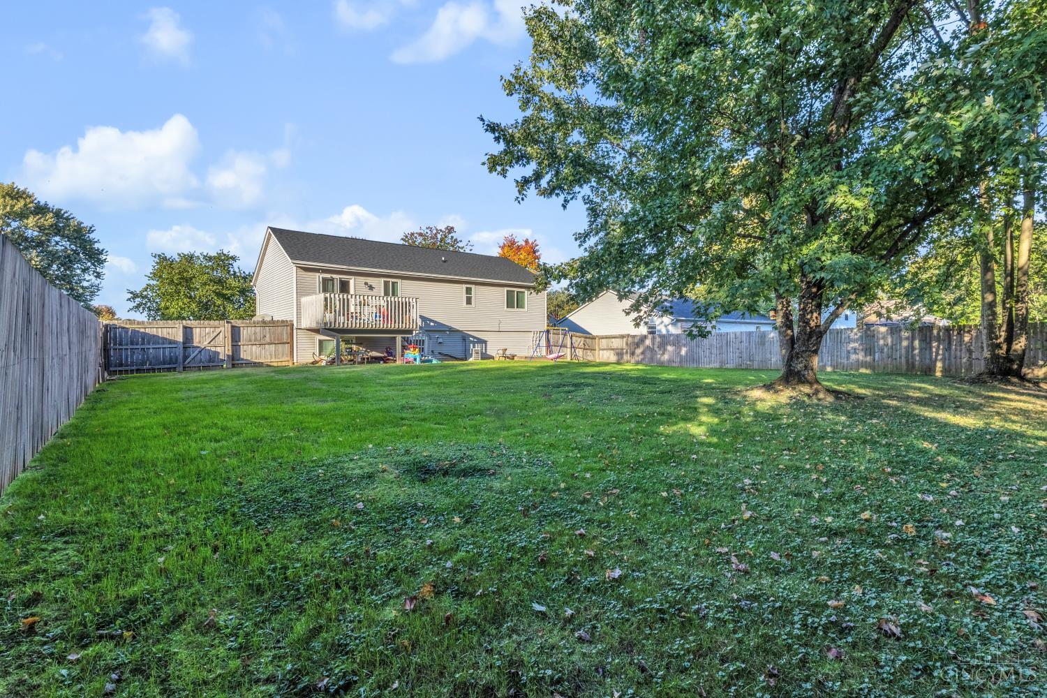 Photo 4 of Sale Pending at 687 Mockingbird Ln, Union Twp, OH 45244 | MLS# 1897512 | Listing updated on 2026-10-18