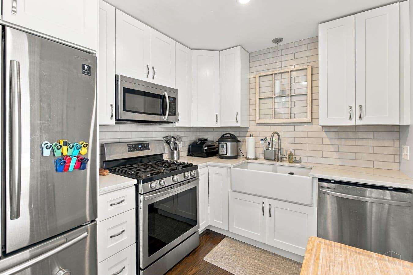Photo 2 of Single family home for sale at 3945 Mantell Ave, Sycamore Twp, OH 45236 | MLS# 1897393 | Listing updated on 2026-10-16