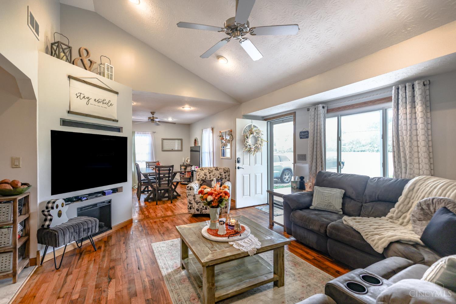 Photo 3 of Sale Pending at 5125 Augspurger Rd, St Clair Twp, OH 45011 | MLS# 1897684 | Listing updated on 2026-10-21