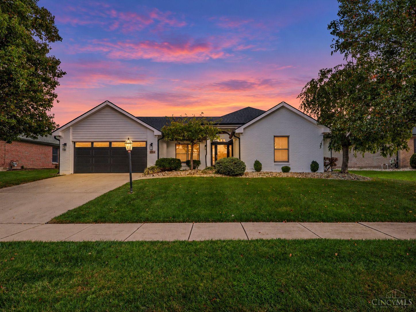 224 Crown Point