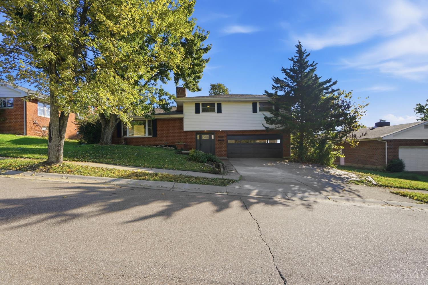 1192 Cadillac Drive
